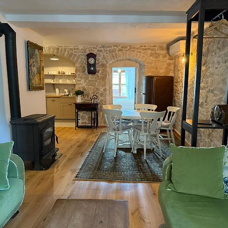 Villa di Piazza Višnjan Esterno foto